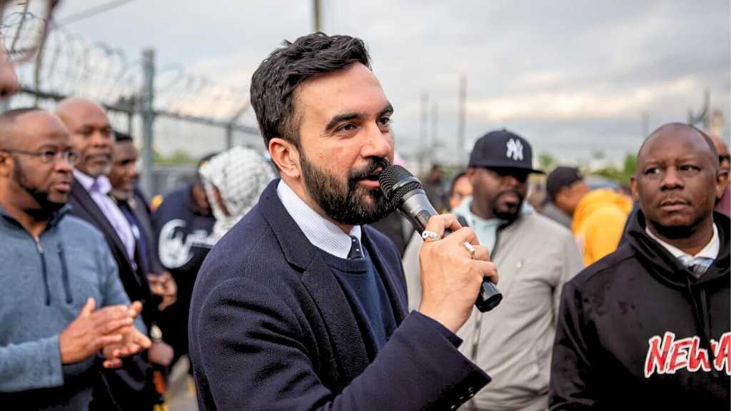 New York Mayor Imposes Travel Ban Ahead of Massive Snowstorm