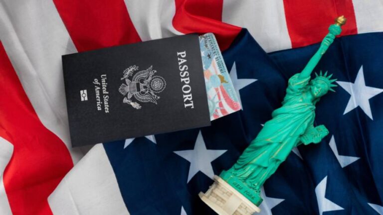 How to Travel Cheap in USA