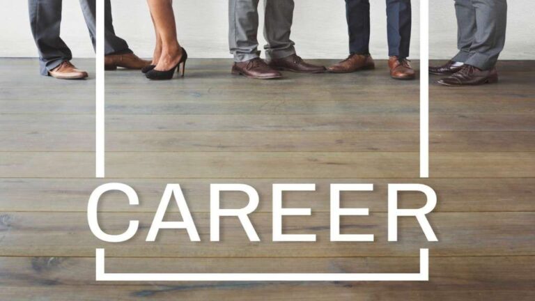 How to Choose the Right Career Path