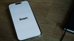 How to Make Money on Fiverr as a Beginner